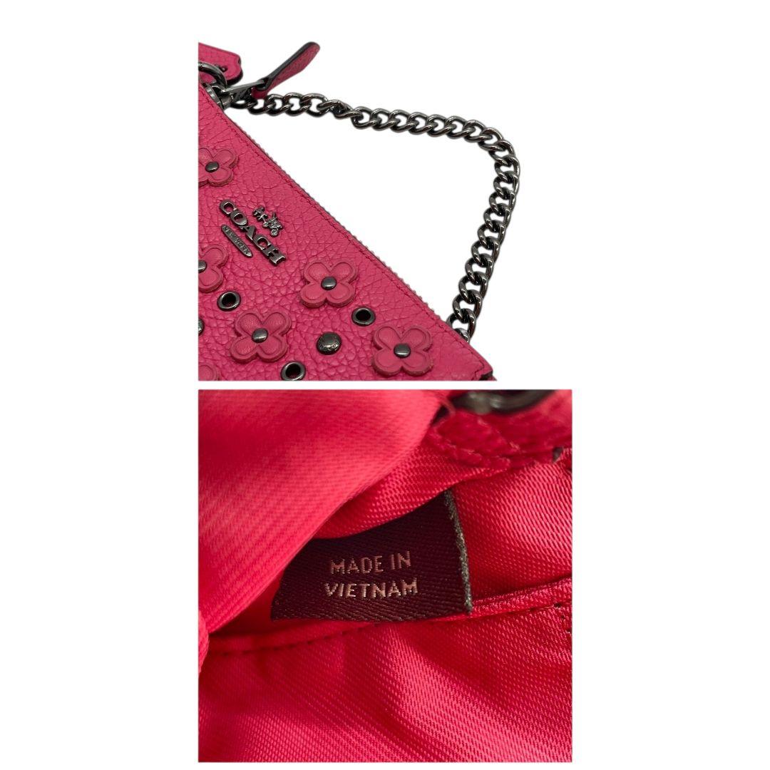 美品 コーチ ハンドバッグ ピンク 花柄 スタッズ レザー ポーチ アクセサリーポーチ 本革 チェーン トートバッグ ロゴプレート ロゴタグ チャーム付き COACH s80