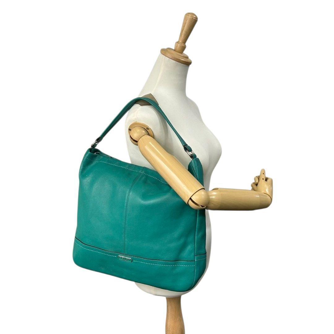 コーチ ハンドバッグ 緑 A4収納 自立可 ロゴプレート レザー トートバッグ 本革 グリーン シルバー金具 F28293