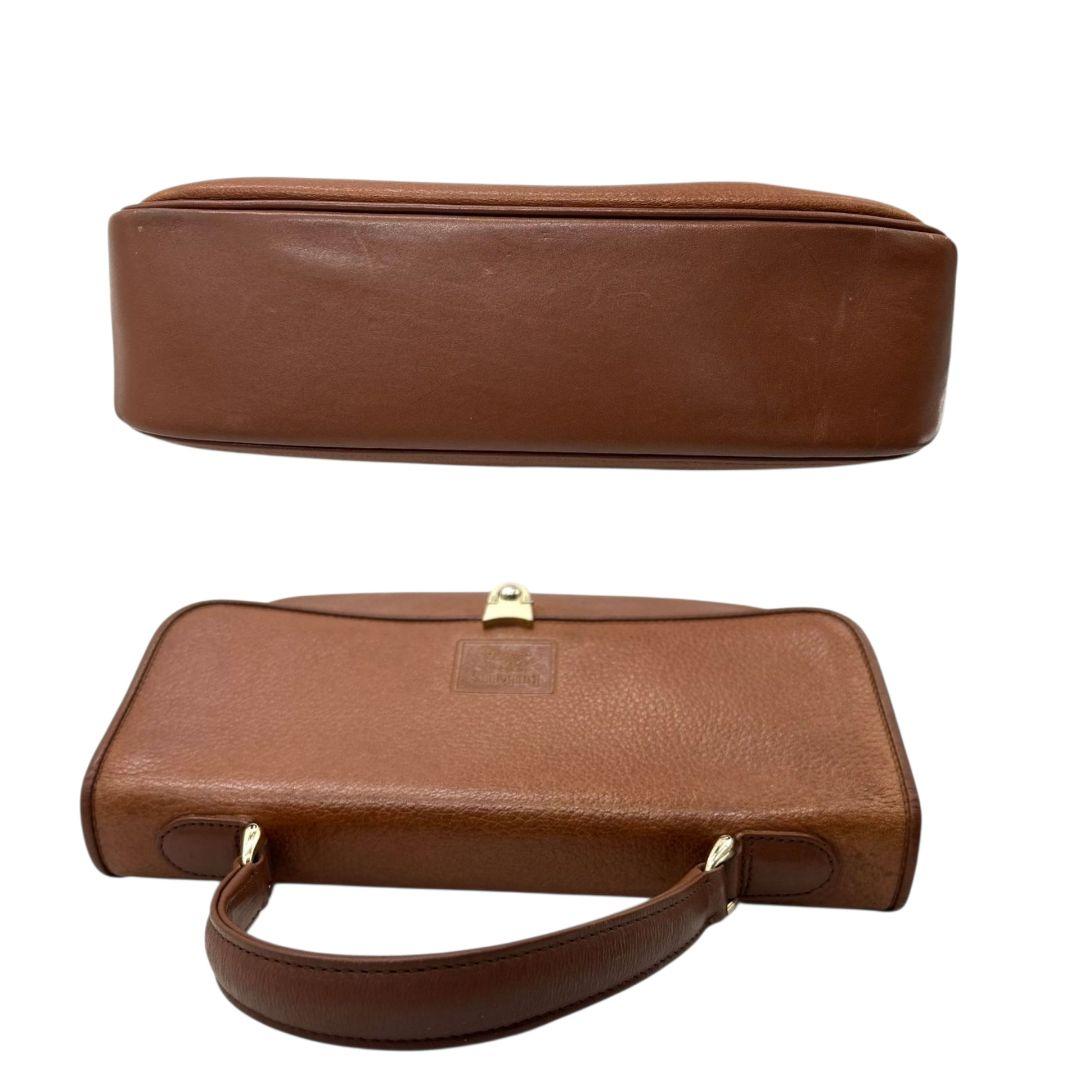 BURBERRY バーバリー ハンドバッグ フラップ 自立 レザー 本革 トート 型押しロゴ ホースロゴ ブラウン Burberrys シルバー金具 ゴールド金具 s48