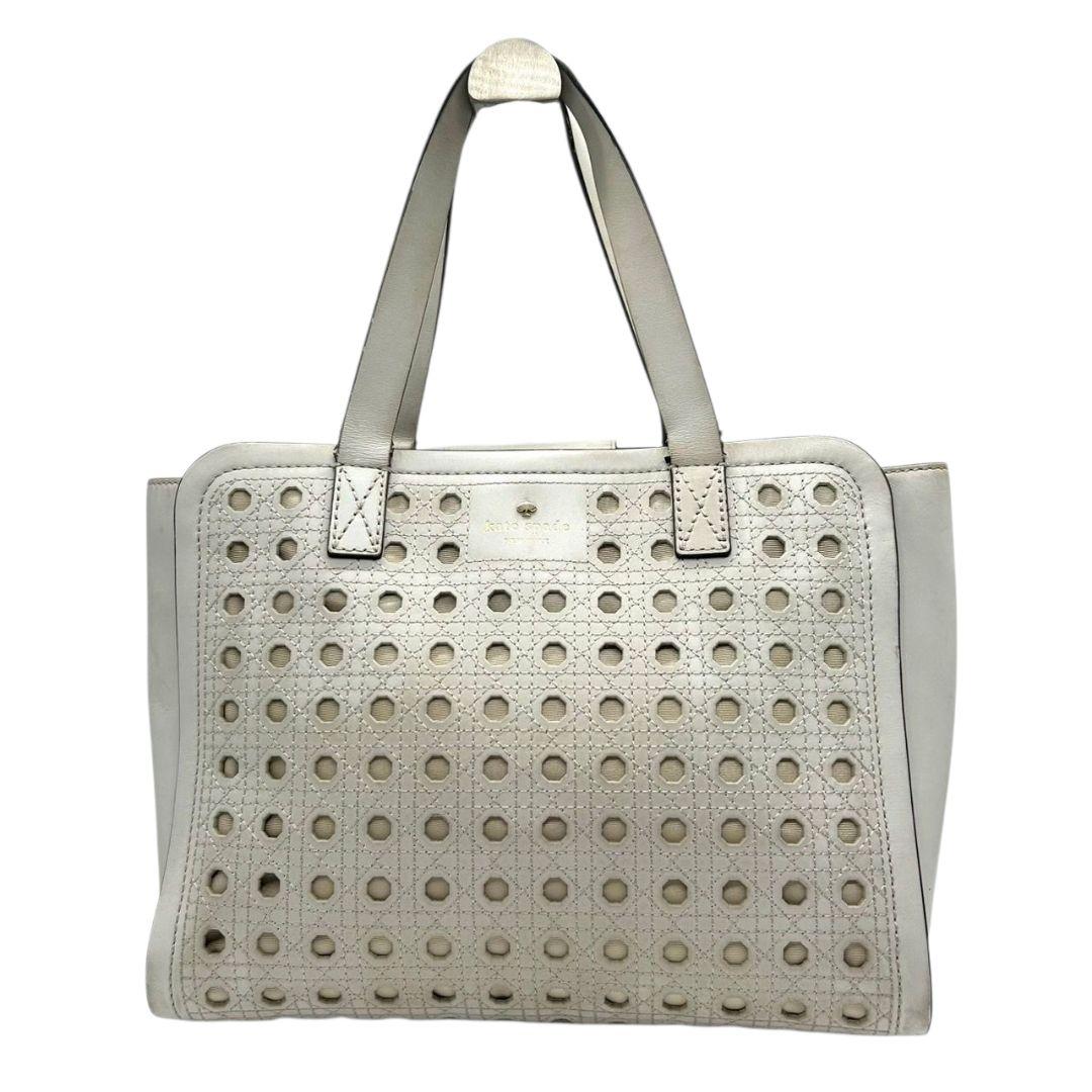 ケイトスペード ハンドバッグ 白 ホワイト パンチング ドット ワンショルダー トートバッグ A4収納 自立可 肩掛け可 レザー 本革 ロゴプレート s62 kate spade