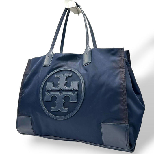 トリーバーチ トートバッグ 紺 デカロゴ A4収納 ワンショルダー T8 ハンドバッグ 肩掛け可 肩かけ可 ネイビー レザー 本革 ナイロン ロゴプレート TORY BURCH