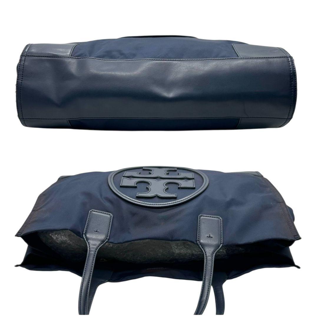 トリーバーチ トートバッグ 紺 デカロゴ A4収納 ワンショルダー T8 ハンドバッグ 肩掛け可 肩かけ可 ネイビー レザー 本革 ナイロン ロゴプレート TORY BURCH