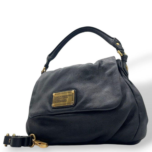 マークバイマークジェイコブス MARC BY MARC JACOBS ショルダーバッグ ブラック 黒 レザー 本革 2way トートバッグ ハンドバッグ 斜め掛け可 A4収納 ロゴプレート ゴールド金具