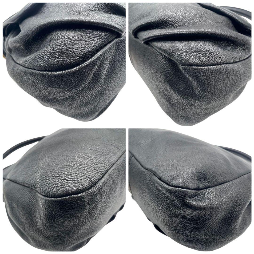 マークバイマークジェイコブス MARC BY MARC JACOBS ショルダーバッグ ブラック 黒 レザー 本革 2way トートバッグ ハンドバッグ 斜め掛け可 A4収納 ロゴプレート ゴールド金具