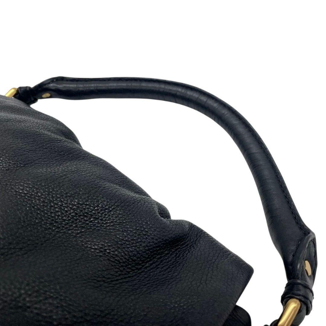 マークバイマークジェイコブス MARC BY MARC JACOBS ショルダーバッグ ブラック 黒 レザー 本革 2way トートバッグ ハンドバッグ 斜め掛け可 A4収納 ロゴプレート ゴールド金具