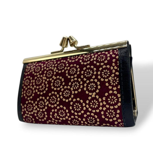 美品 インデンヤ がま口 コインケース 赤 あずき色 黒 ブラック 総柄 漆細工 レザー 本革 小銭入れ 自立可 ゴールド金具 高級感 和風 伝統工芸