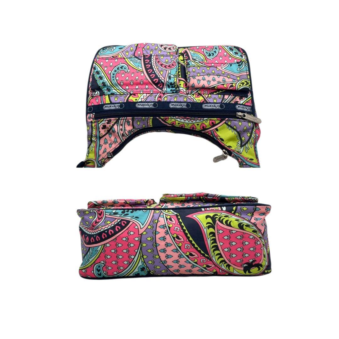 レスポートサック ショルダーバッグ ペイズリー柄 総柄 ネイビー ピンク パープル ナイロン 斜め掛け可 ロゴ u5 バッグ LeSportsac