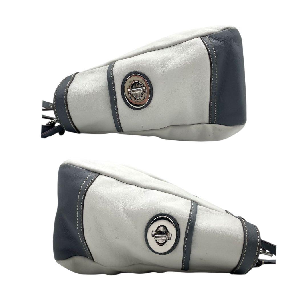 美品 コーチ トートバッグ 白 ギャザー ワンショルダー バイカラー レザー u7 ハンドバッグ 肩掛け可 肩かけ可 本革 ホワイト グレー シルバー金具 ロゴプレート COACH F13759