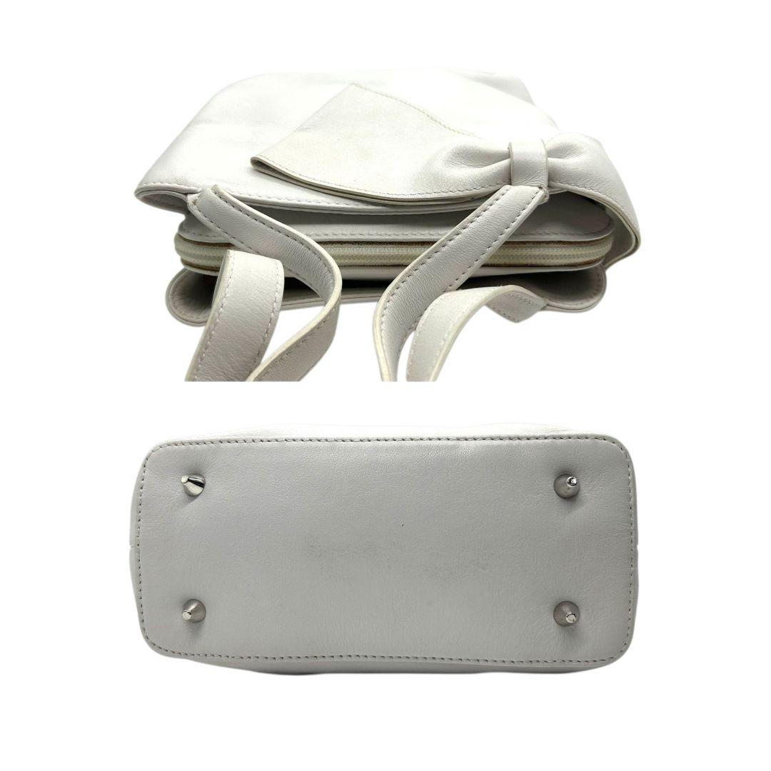 フルラ ハンドバッグ 白 ホワイト リボン トートバッグ レザー 本革 ロゴプレート シルバー金具 s62 FURLA ブランド レディース エレガント 上品