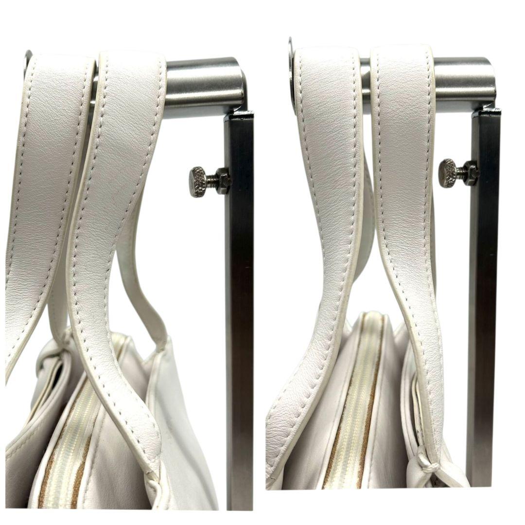 フルラ ハンドバッグ 白 ホワイト リボン トートバッグ レザー 本革 ロゴプレート シルバー金具 s62 FURLA ブランド レディース エレガント 上品