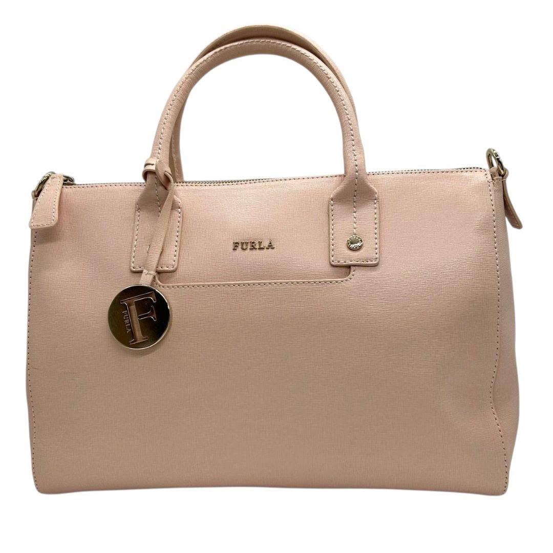 フルラ ハンドバッグ ピンク リンダ 2way トートバッグ ショルダーバッグ 自立可 PVC ロゴチャーム ゴールド金具 ロゴ E2 FURLA ブランド レディース