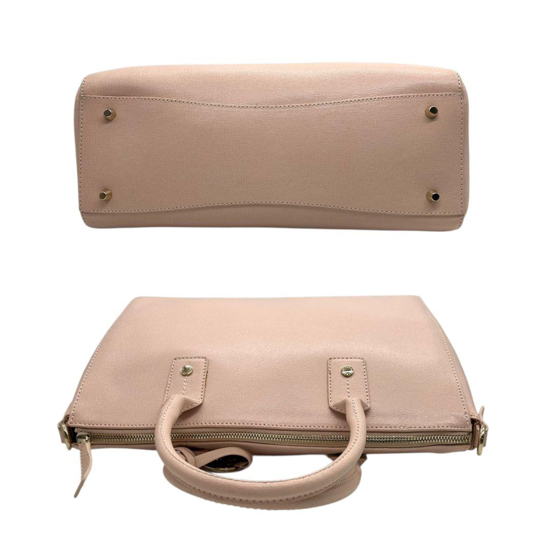 フルラ ハンドバッグ ピンク リンダ 2way トートバッグ ショルダーバッグ 自立可 PVC ロゴチャーム ゴールド金具 ロゴ E2 FURLA ブランド レディース