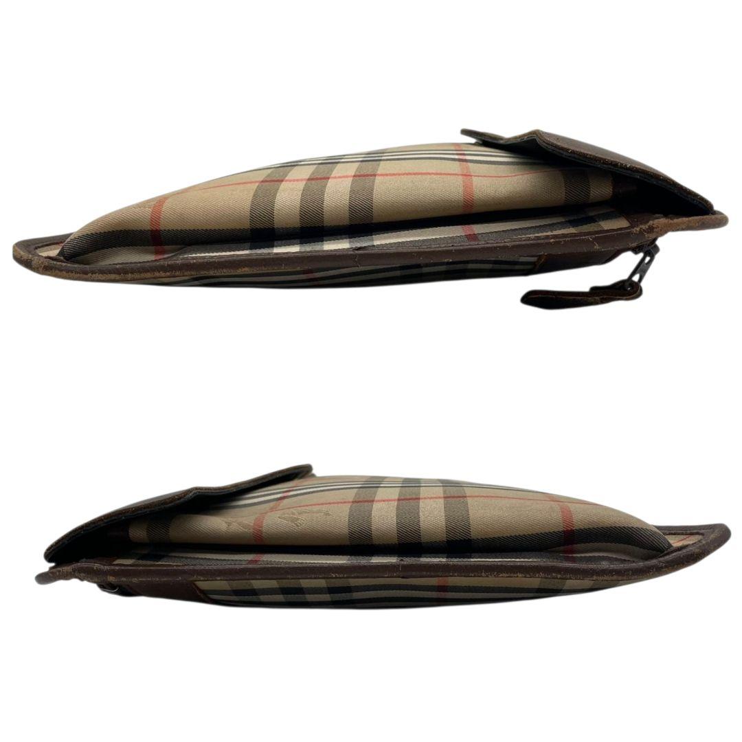 美品 バーバリー クラッチバッグ 茶 ベージュ ブラウン ノバチェック ホースロゴ レザー 本革 A4収納 セカンドバッグ ロゴタグ 本物保証 鑑定済 オシャレ Burberrys u10