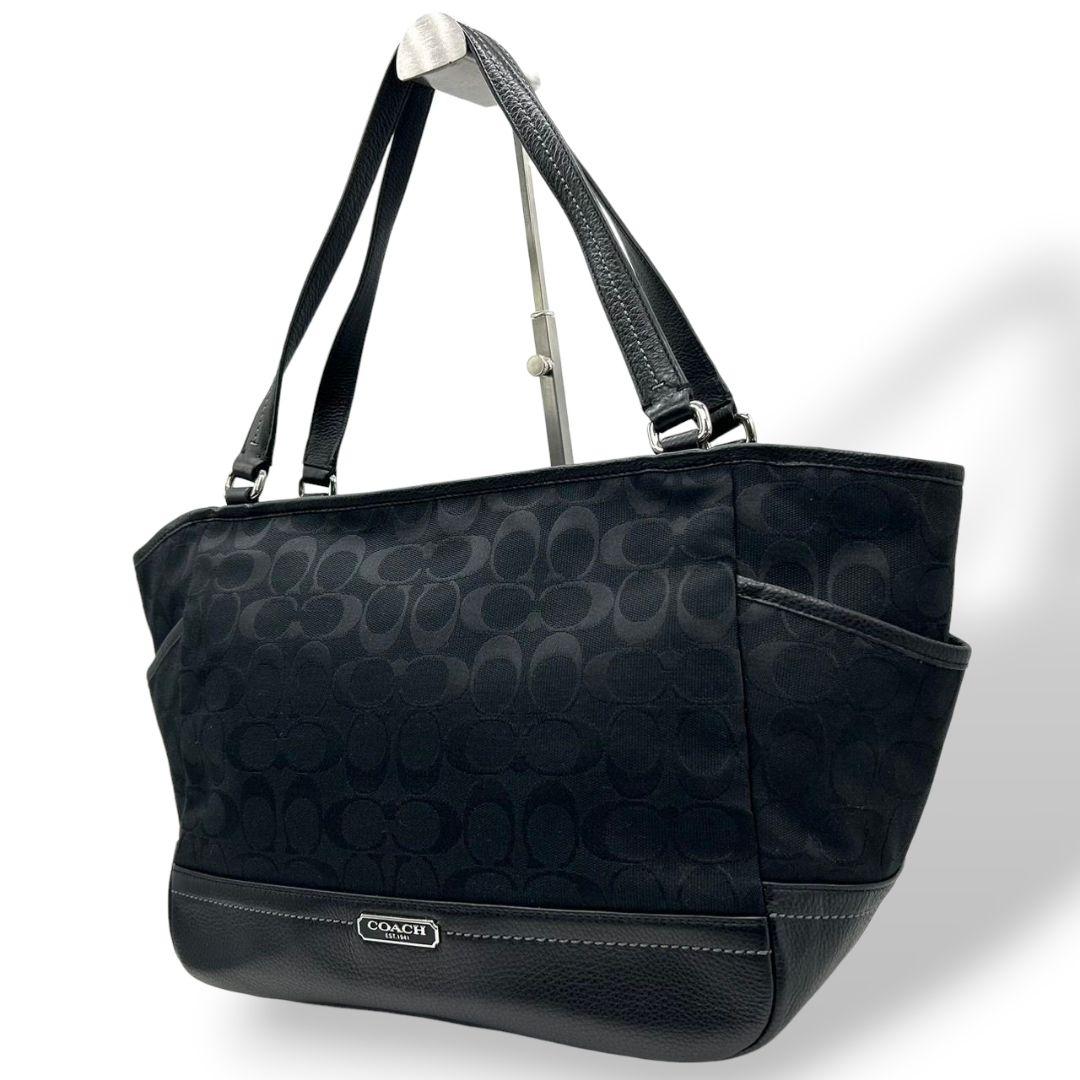 コーチ トートバッグ 黒 シグネチャー ワンショルダー 自立可 U17 ハンドバッグ 肩掛け可 肩かけ可 キャンバス レザー 本革 ロゴプレート シルバー金具 F23297 ブラック COACH