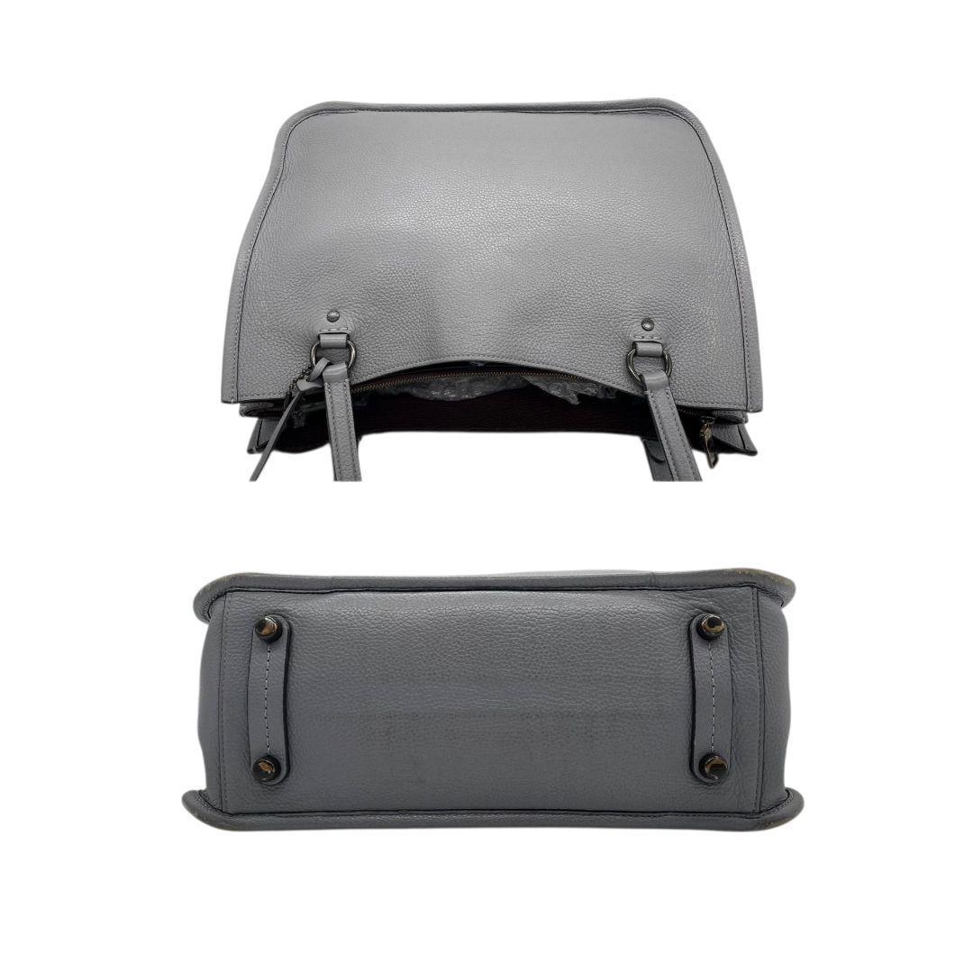 コーチ ハンドバッグ グレー ワンショルダー A4収納 レザー トートバッグ 本革 肩掛け可 チャーム付き ロゴタグ C3768