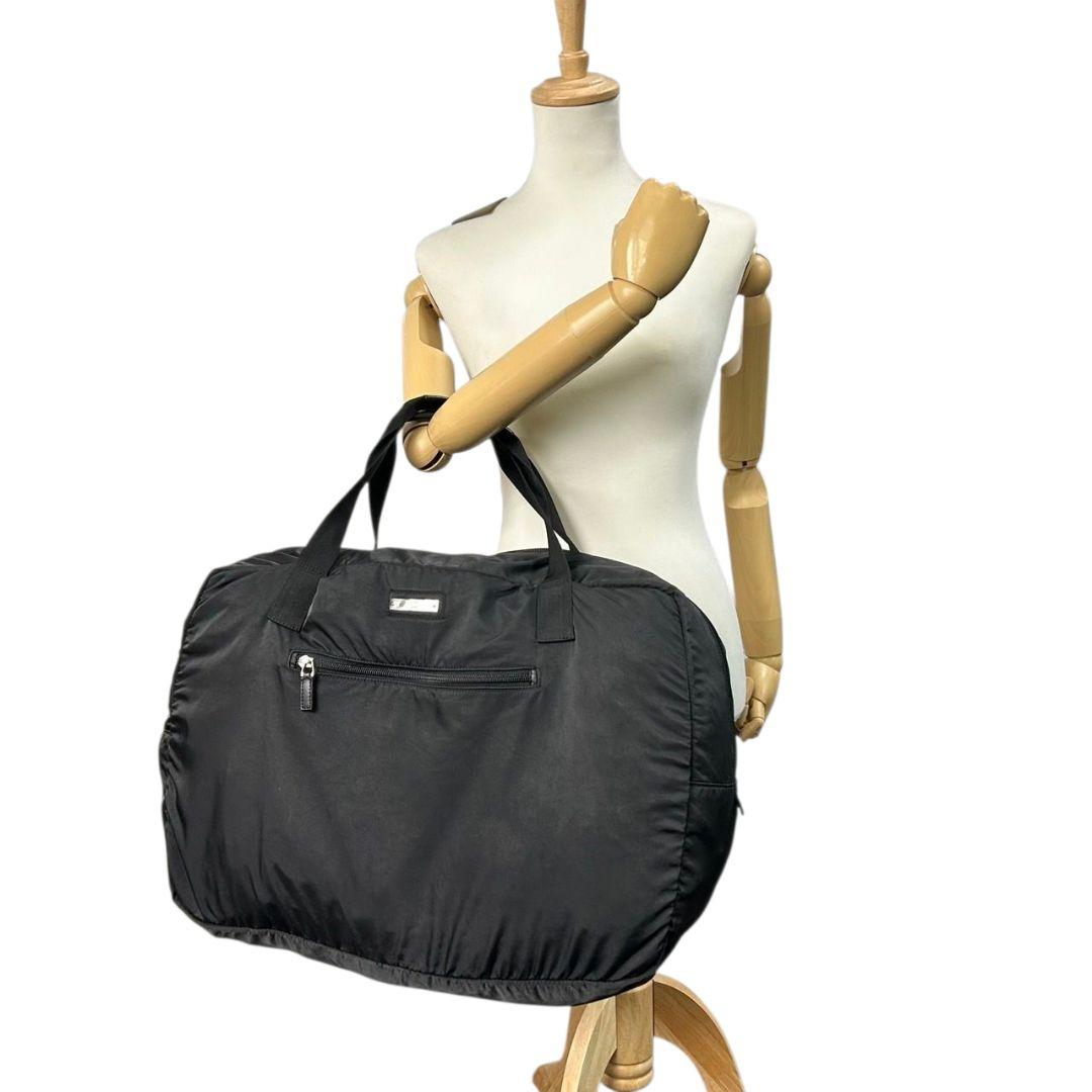 GUCCI グッチ ボストンバッグ ナイロン 黒 ブラック A4収納可 自立可 トートバッグ ハンドバッグ ワンショルダー 肩掛け可 ロゴプレート シルバー金具 X2 レディース メンズ