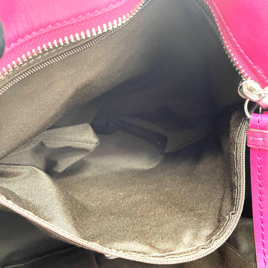 美品 コーチ ソーホー トートバッグ ピンク レザー F13732 ワンショルダー 肩掛け可 ハンドバッグ シルバー金具 チャーム ロゴ刻印 レディース バッグ COACH S94