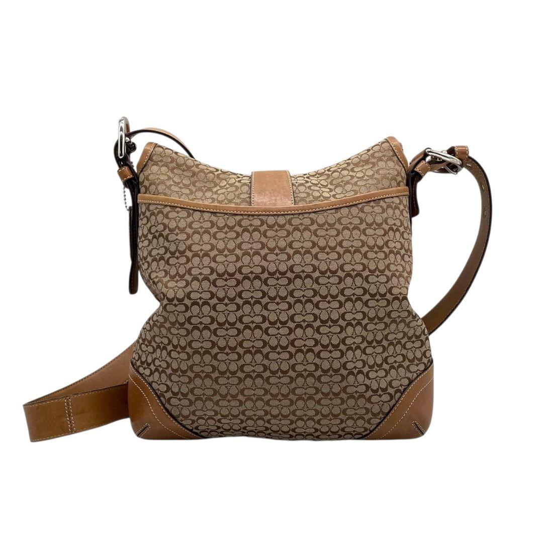 コーチ COACH ショルダーバッグ ブラウン 茶 ミニシグネチャー フラップ ホーボー 斜め掛け可 キャンバス レザー 本革 シルバー金具 ロゴタグ 6376