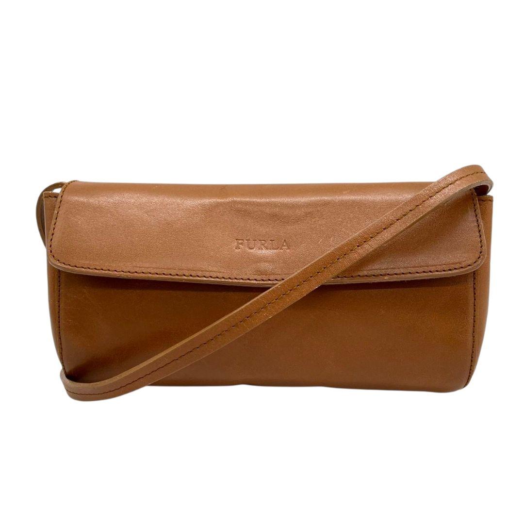 フルラ FURLA ショルダーバッグ 斜め掛け可 茶 ブラウン フラップ レザー 本革 ロゴプレート シルバー金具 T1 レディース