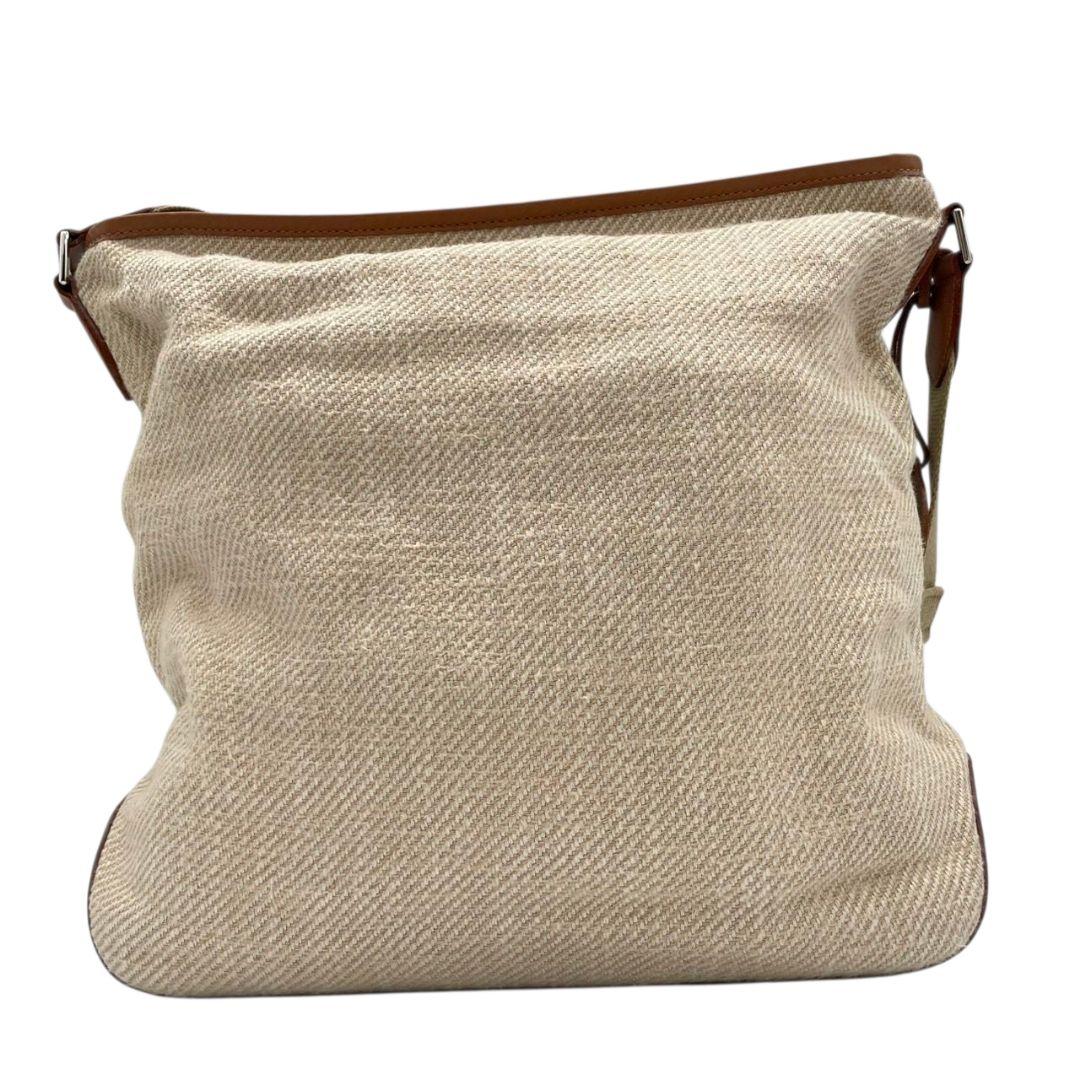 美品 ソメスサドル SOMES ショルダーバッグ 斜め掛け可 ベージュ ブラウン デカロゴ A4収納 キャンバス レザー 本革 チャーム付き s55 レディース