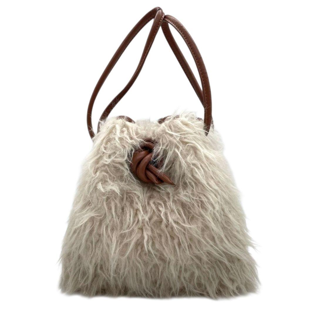 VASIC ヴァジック ハンドバッグ ホワイト 白 ブラウン 茶 ボンド ファー トートバッグ 自立可 レザー 本革 ロゴ s4 上品 高級感 レディース おしゃれ