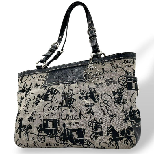 美品　コーチ　トートバッグ　グレー　馬車柄　総柄　ワンショル　キャンバス　T2　ハンドバッグ　COACH　レザー　本革　肩掛け可　肩かけ可　シルバー金具　チャーム付き　F14443