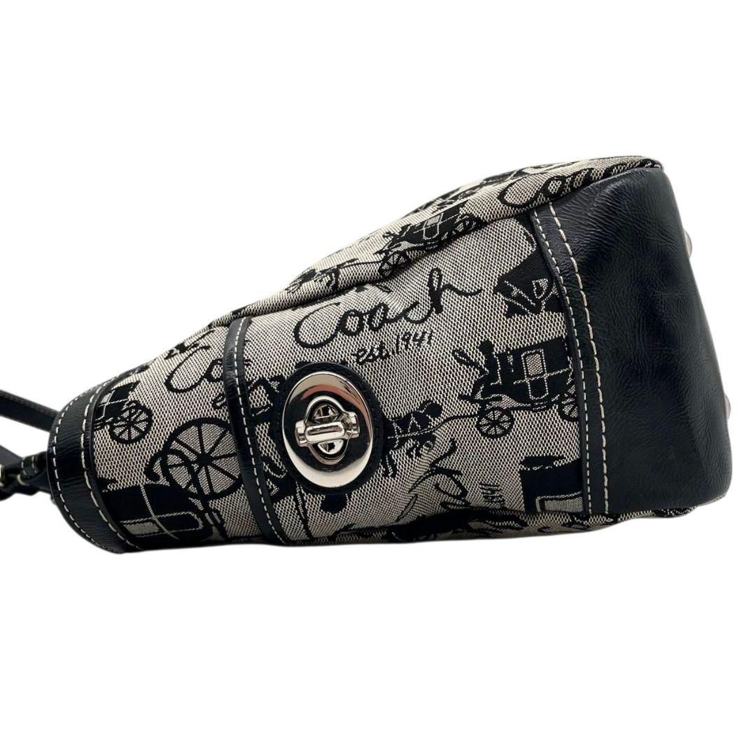 美品　コーチ　トートバッグ　グレー　馬車柄　総柄　ワンショル　キャンバス　T2　ハンドバッグ　COACH　レザー　本革　肩掛け可　肩かけ可　シルバー金具　チャーム付き　F14443