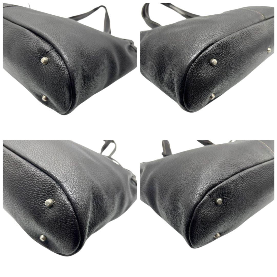 フルラ FURLA トートバッグ 茶 ロゴチャーム ワンショルダー A4収納 ハンドバッグ 本革 肩掛け可 肩かけ可 ブラウン シルバー金具 s95