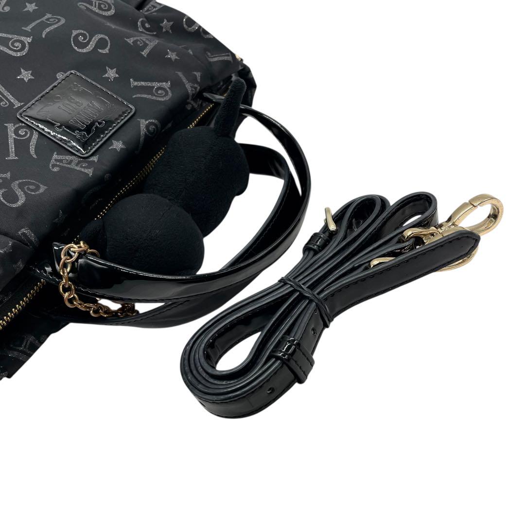 極美品 アナスイ ハンドバッグ 黒 総柄 猫チャーム ナイロン パテントレザー 2way エナメル ブラック ゴールド金具 ラメ 斜め掛け クロスボディ ショルダーバッグ ANNASUI J