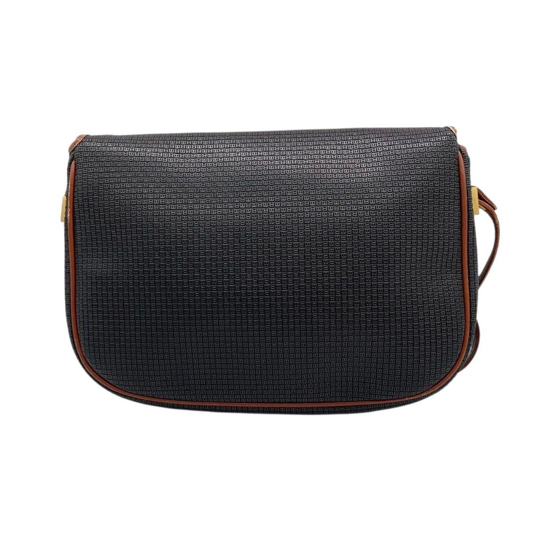 バリー ショルダーバッグ 黒 ブラック ブラウン 茶色 総柄 フラップ 斜め掛け可 PVC レザー 本革 シルバー金具 ゴールド金具 ロゴ BALLY おしゃれ 高級感 通勤 通学