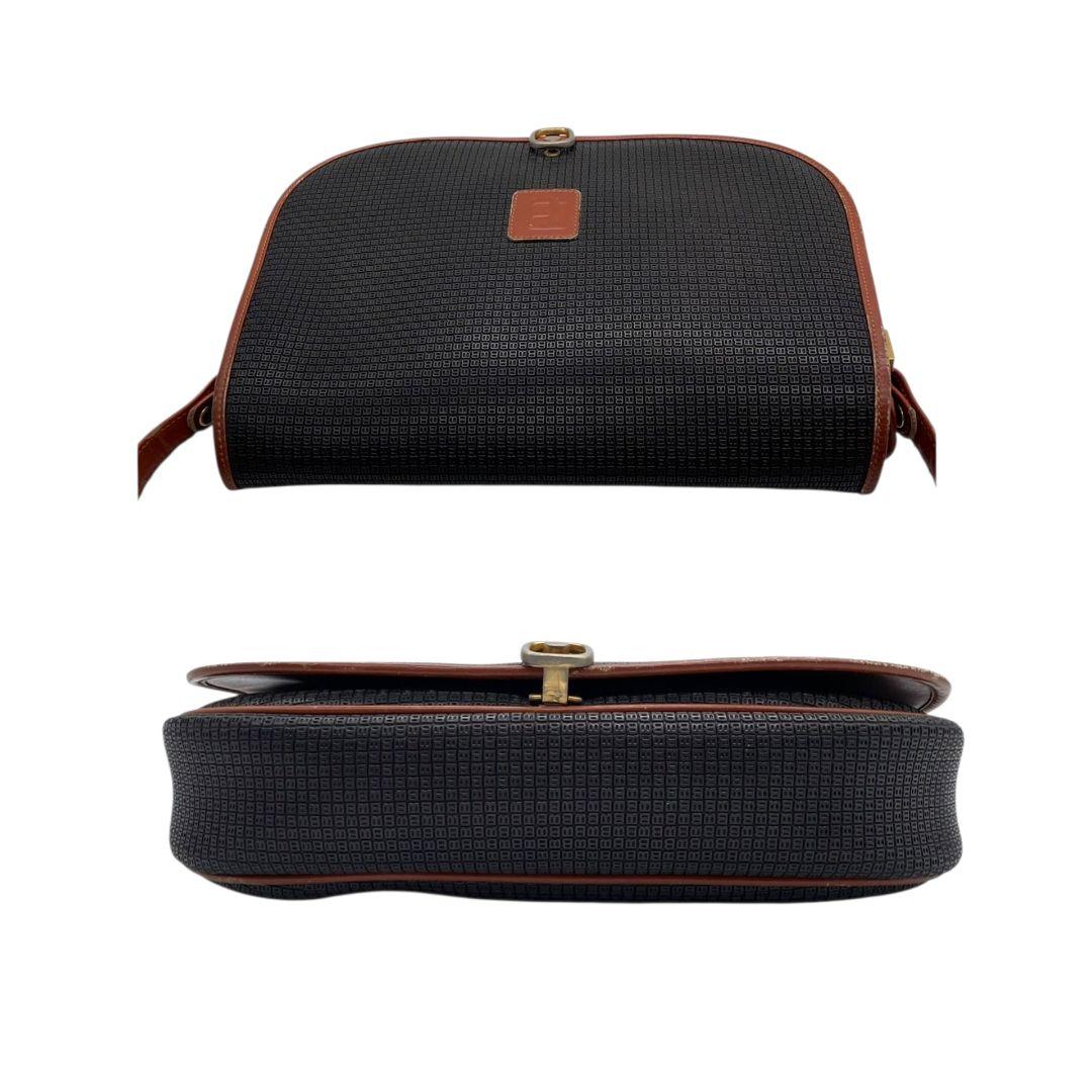 バリー ショルダーバッグ 黒 ブラック ブラウン 茶色 総柄 フラップ 斜め掛け可 PVC レザー 本革 シルバー金具 ゴールド金具 ロゴ BALLY おしゃれ 高級感 通勤 通学