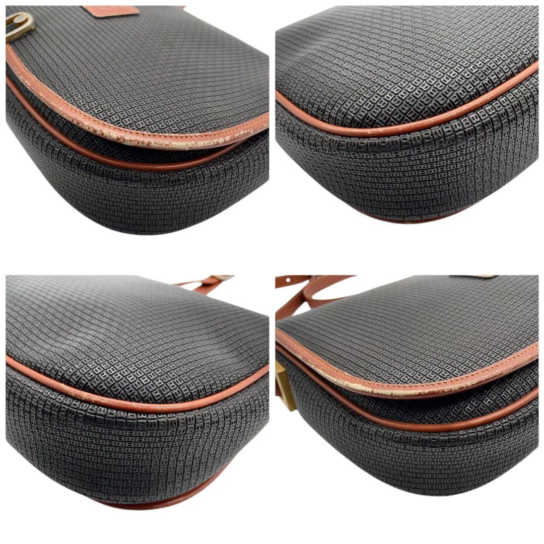 バリー ショルダーバッグ 黒 ブラック ブラウン 茶色 総柄 フラップ 斜め掛け可 PVC レザー 本革 シルバー金具 ゴールド金具 ロゴ BALLY おしゃれ 高級感 通勤 通学