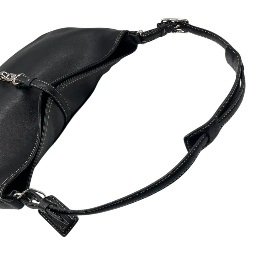 COACH コーチ ハンドバッグ ブラック 黒 ホーボー レザー 本革 トートバッグ ワンショルダー 肩掛け可 自立可 シルバー金具 ロゴチャーム A4収納 7778 u17 高級感