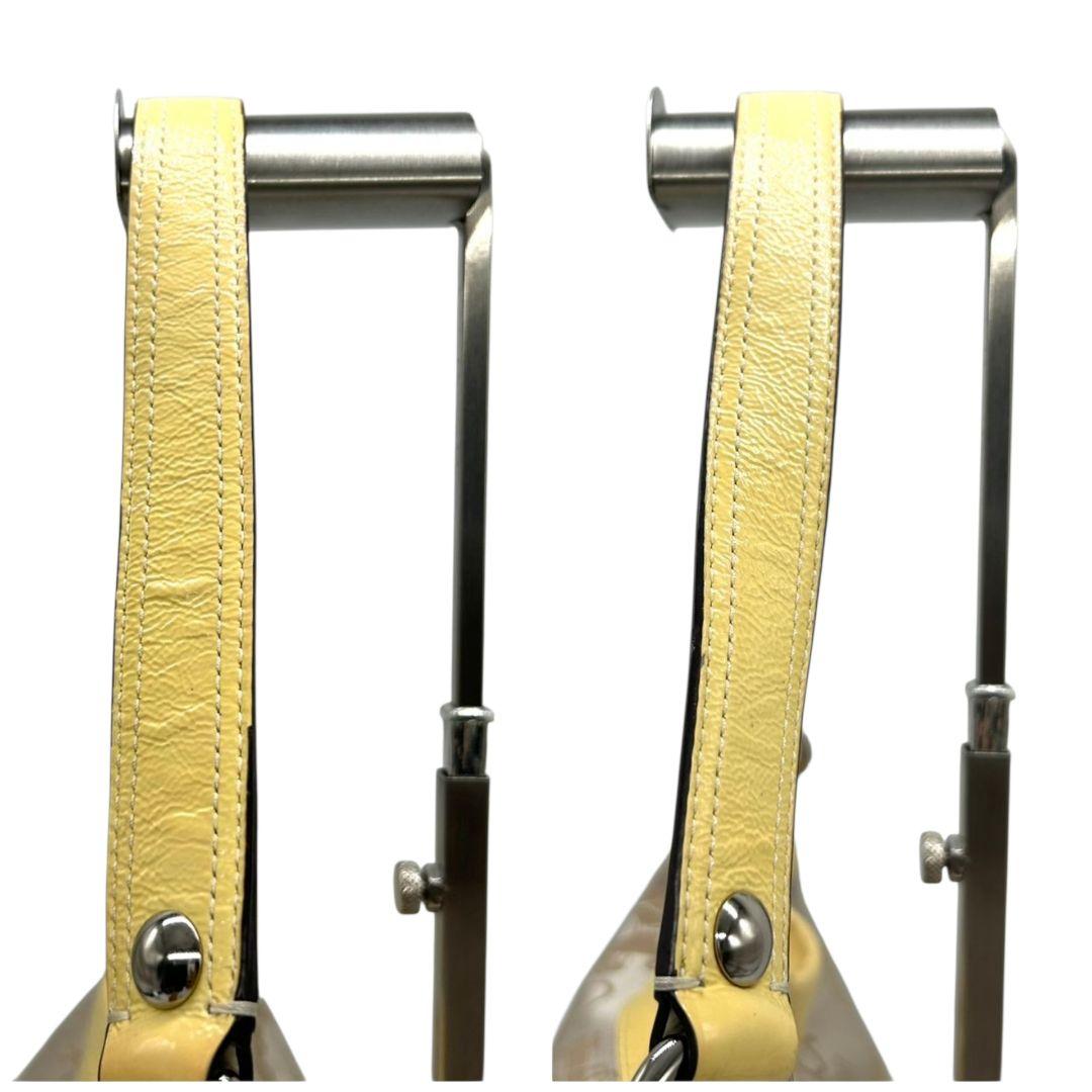 コーチ ショルダーバッグ 黄 イエロー ベージュ 馬車柄 ホースアンドキャリッジ 2way トートバッグ ハンドバッグ 斜め掛け可 ナイロン パテント s63 シルバー金具 COACH F16222