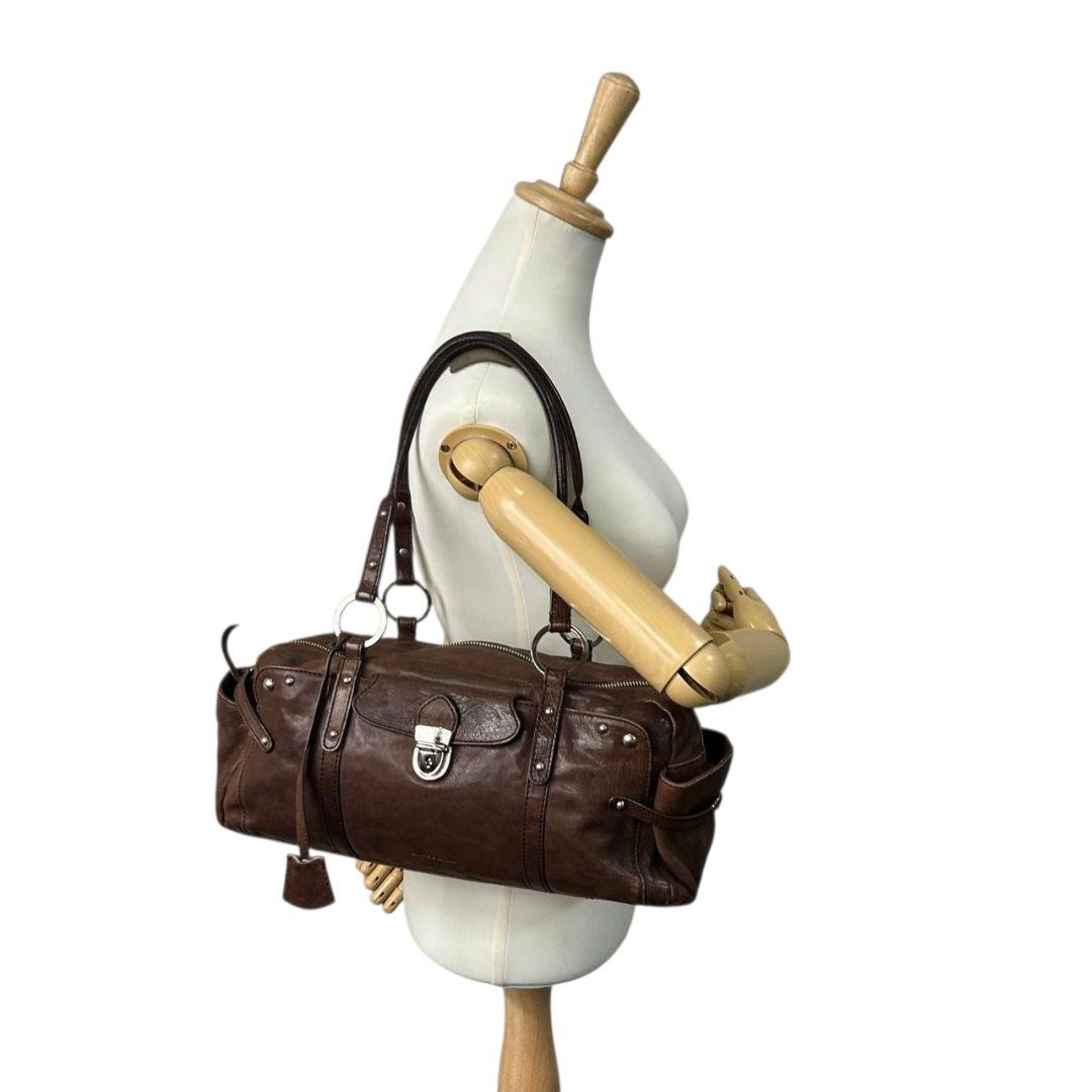 アンテプリマ ハンドバッグ ブラウン 茶 フラップ ターンロック スタッズ レザー 本革 トートバッグ 自立可 肩掛け可 肩かけ可 ワンショルダー シルバー金具 s34 ANTEPRIMA 上品 高級感