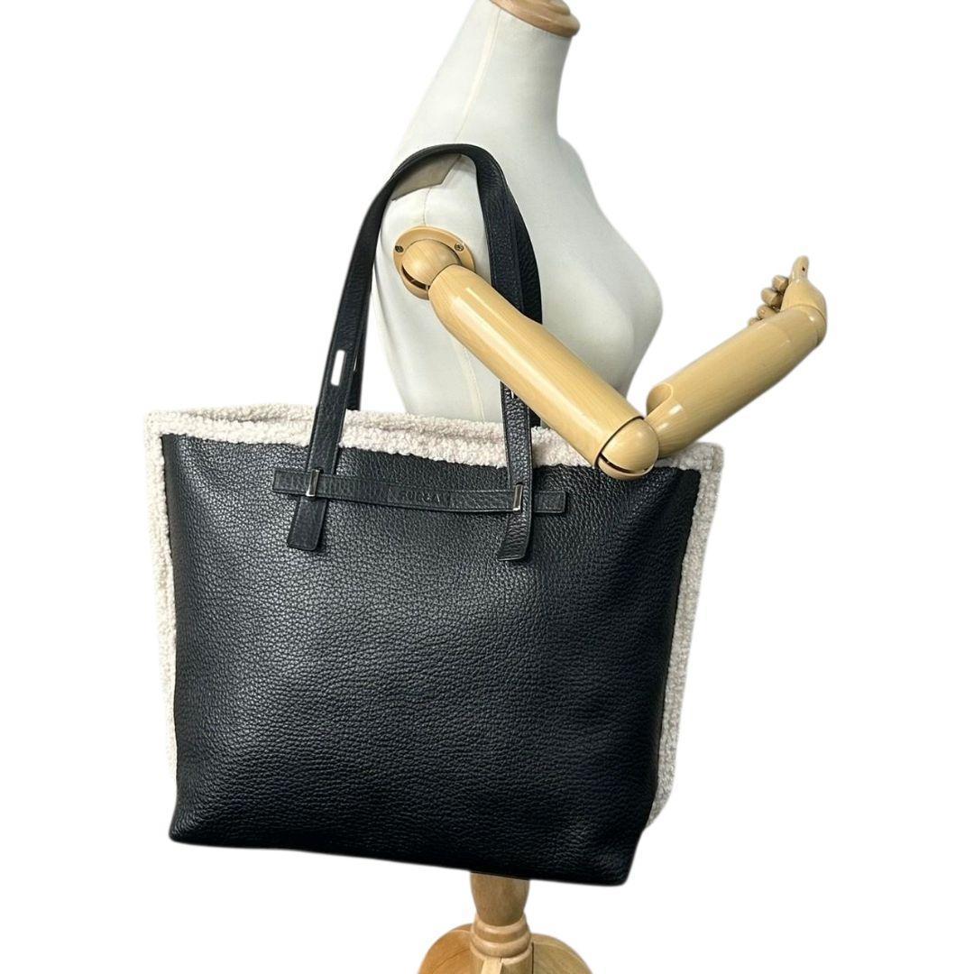 美品 フルラ トートバッグ 黒 ボア A4収納 レザー FURLA T6 本革 ハンドバッグ ブラック ロゴ ムートン 肩掛け可 ワンショルダー 自立可