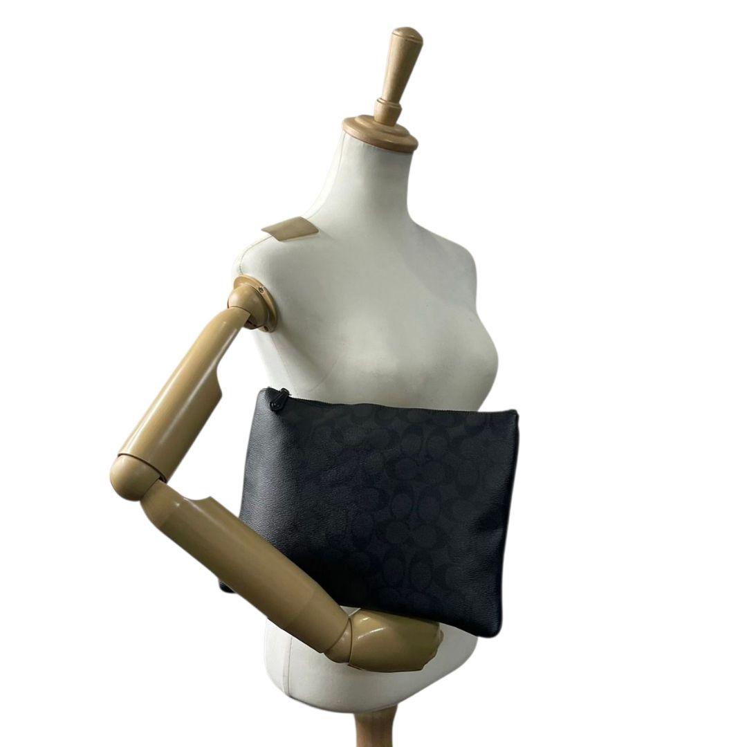 コーチ クラッチバッグ 黒 シグネチャー レザー 本革 PVC s15 セカンドバッグ ブラック COACH F25520