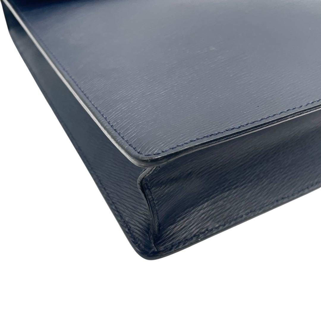 デュポン ビジネスバッグ ネイビー レザー ブリーフケース フラップ シルバー金具 ロゴ刻印 A4収納可 大容量 通勤 出張 自立型 ハンドバッグ メンズ