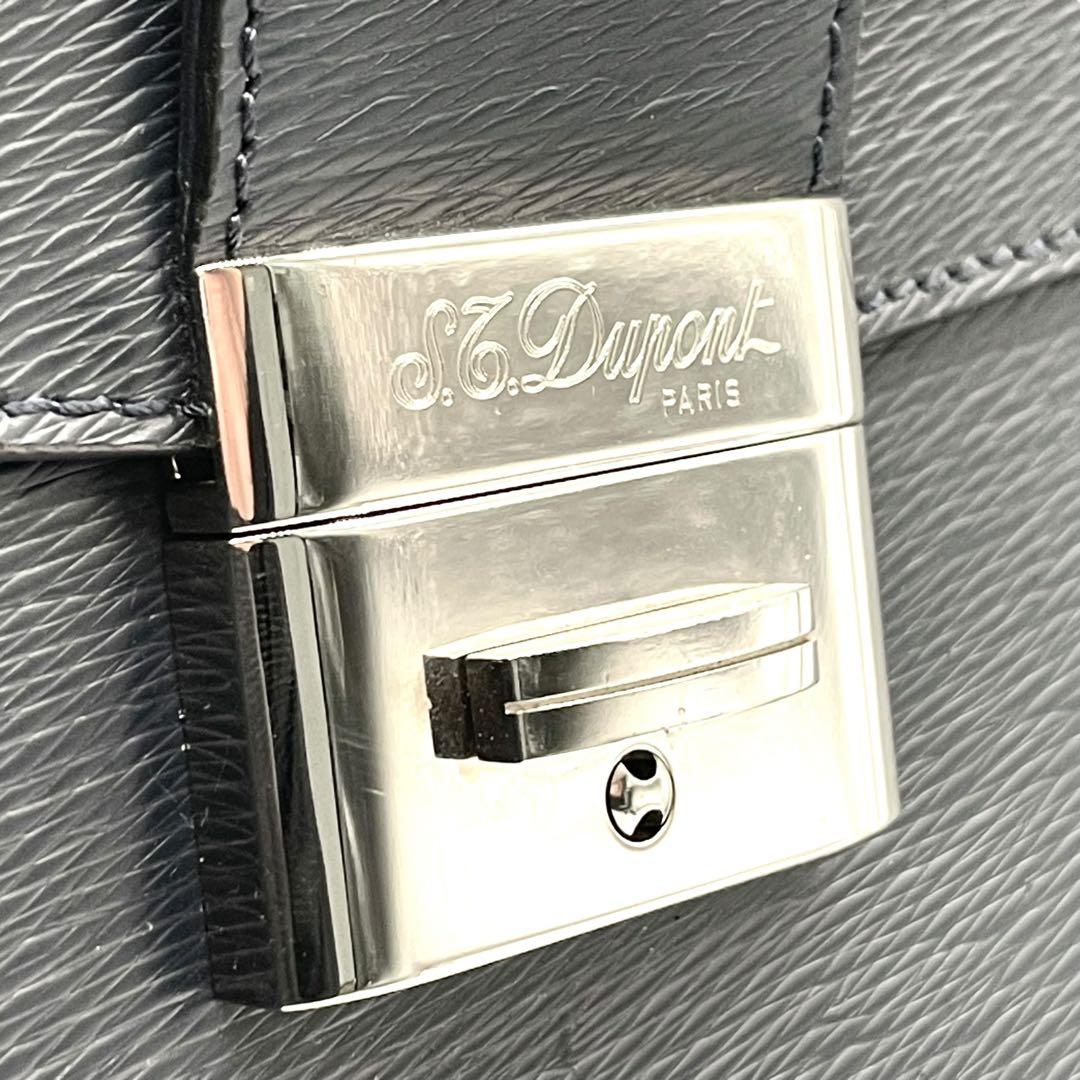 デュポン ビジネスバッグ ネイビー レザー ブリーフケース フラップ シルバー金具 ロゴ刻印 A4収納可 大容量 通勤 出張 自立型 ハンドバッグ メンズ