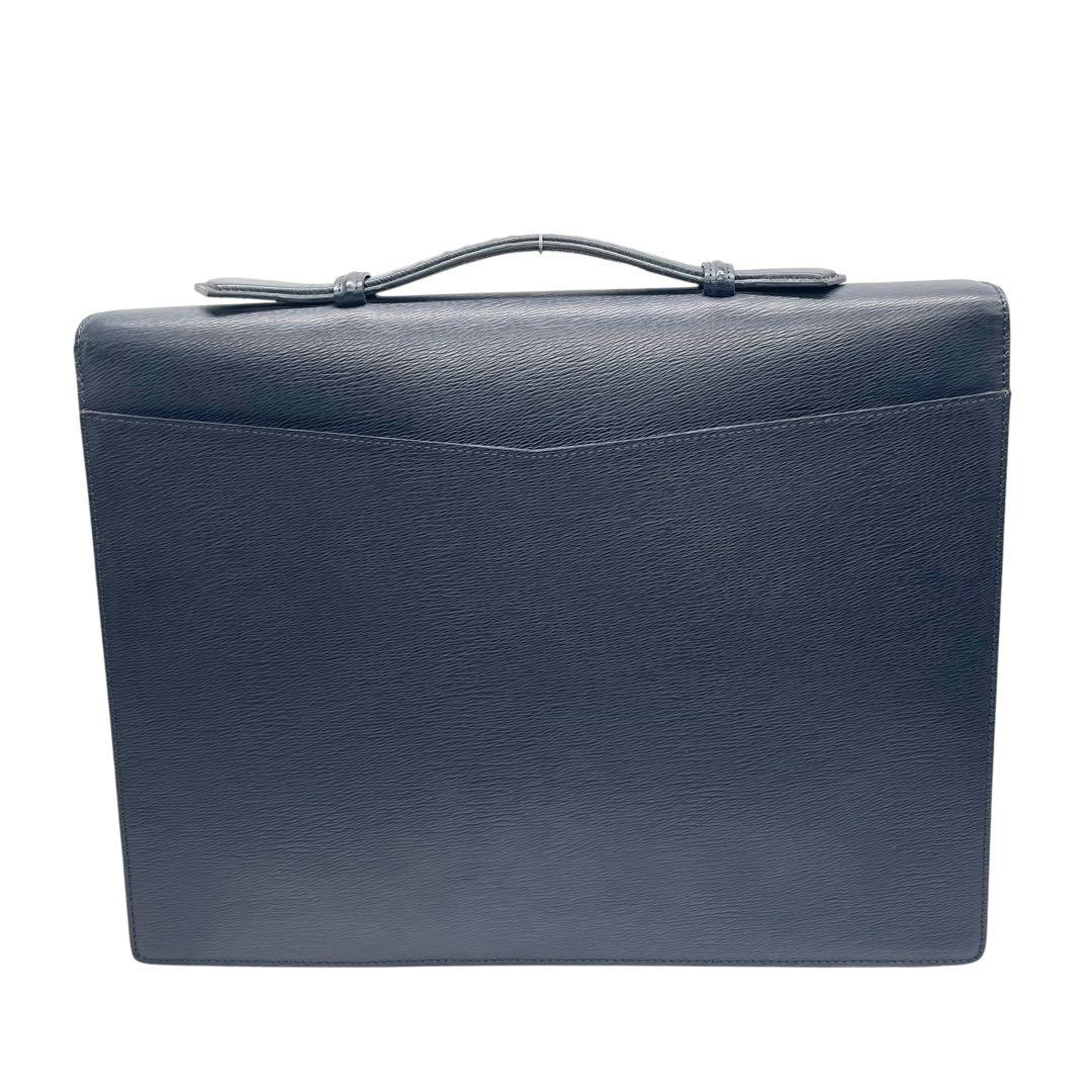 デュポン ビジネスバッグ ネイビー レザー ブリーフケース フラップ シルバー金具 ロゴ刻印 A4収納可 大容量 通勤 出張 自立型 ハンドバッグ メンズ
