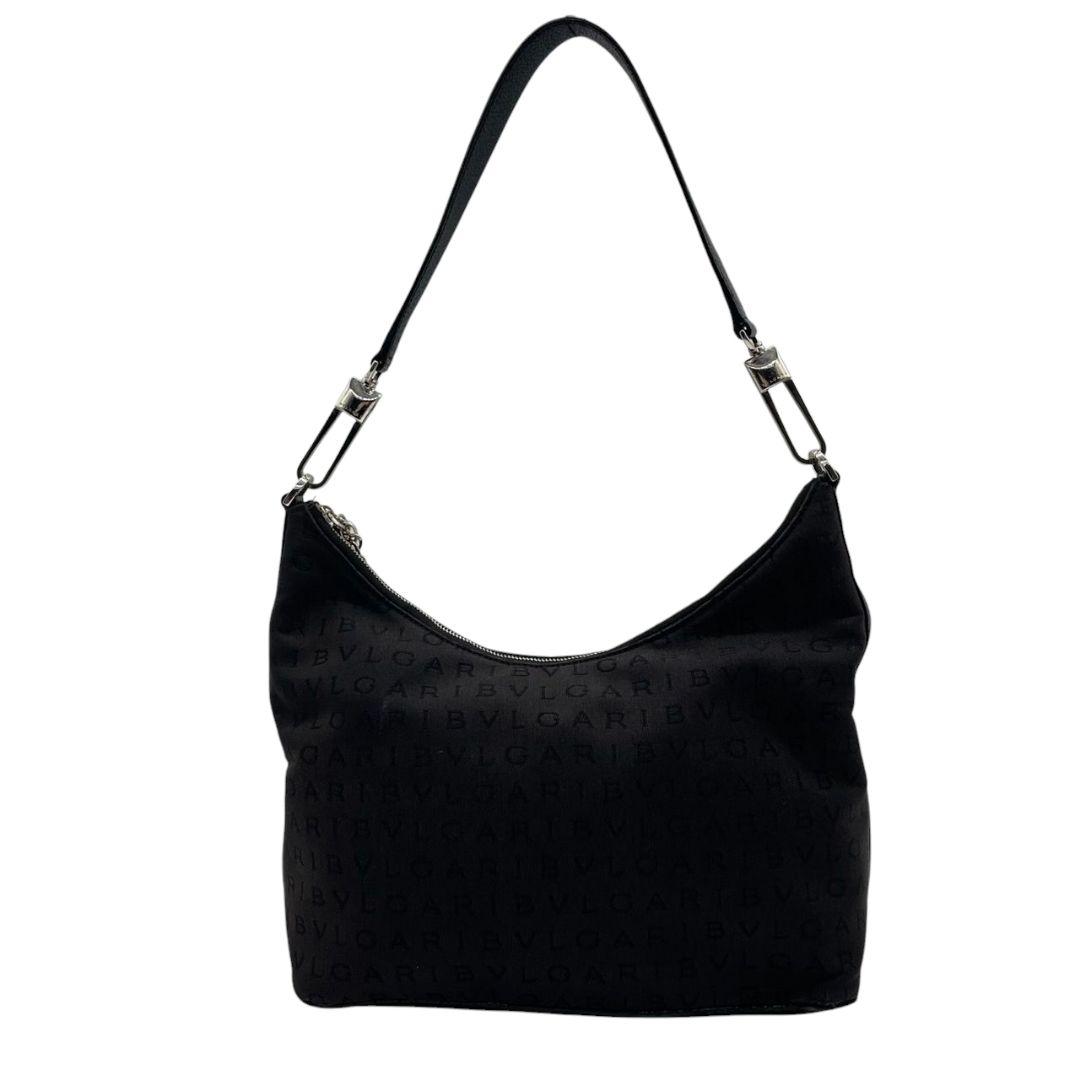 美品 ブルガリ ショルダーバッグ 黒 ブラック ロゴマニア キャンバス チェーン ワンショル 自立可 シルバー金具 本物保証 鑑定済 オシャレ BVLGARI s9