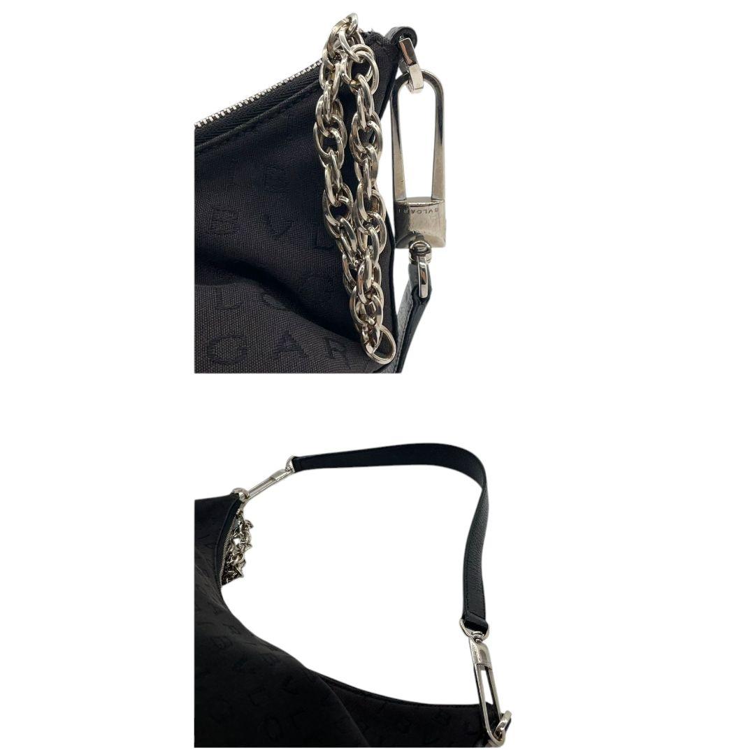美品 ブルガリ ショルダーバッグ 黒 ブラック ロゴマニア キャンバス チェーン ワンショル 自立可 シルバー金具 本物保証 鑑定済 オシャレ BVLGARI s9