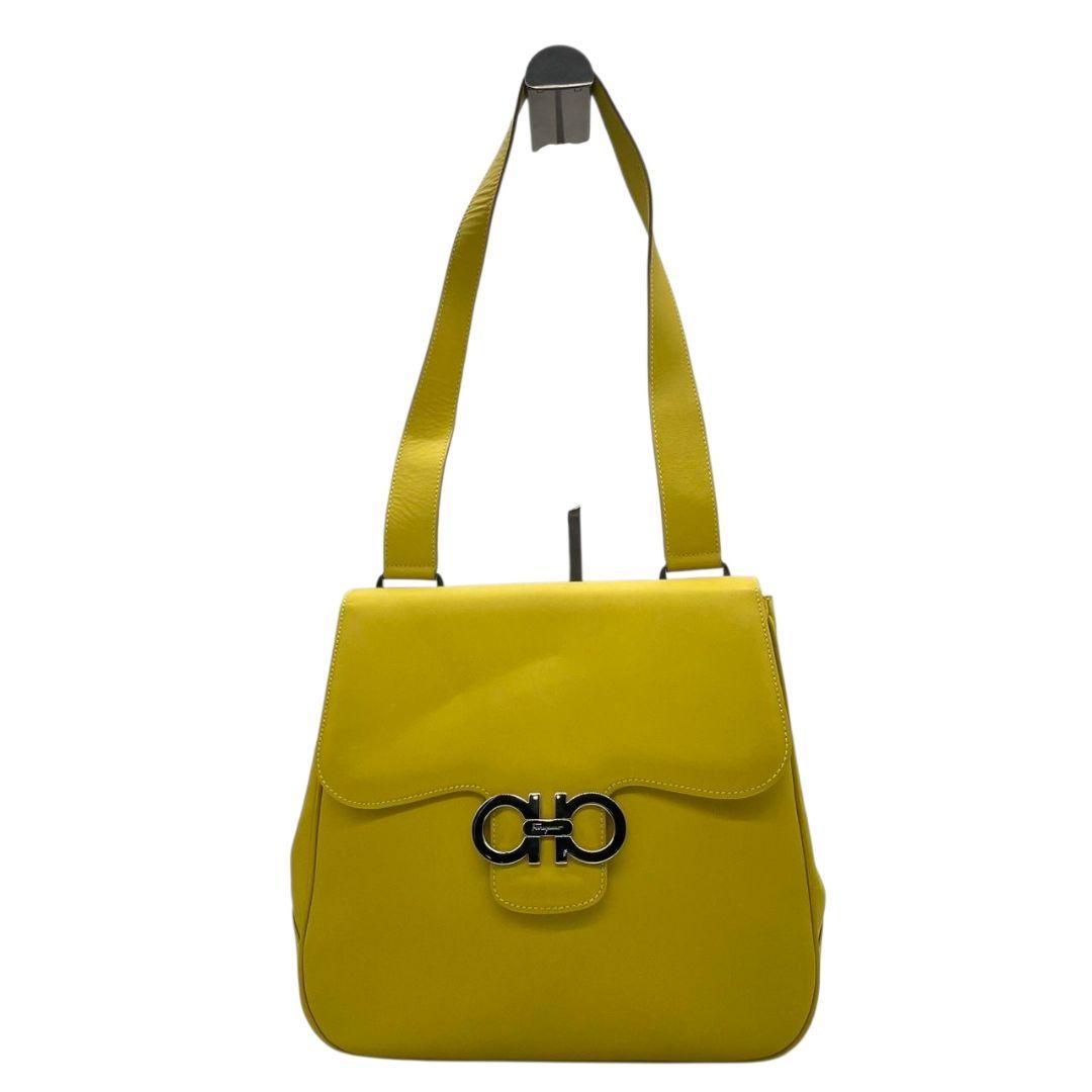 Salvatore Ferragamo フェラガモ ハンドバッグ イエロー 黄 ガンチーニ フラップ ワンショルダー トートバッグ レザー 本革 肩掛け可 シルバー金具 BL-217155 M 上品 高級感
