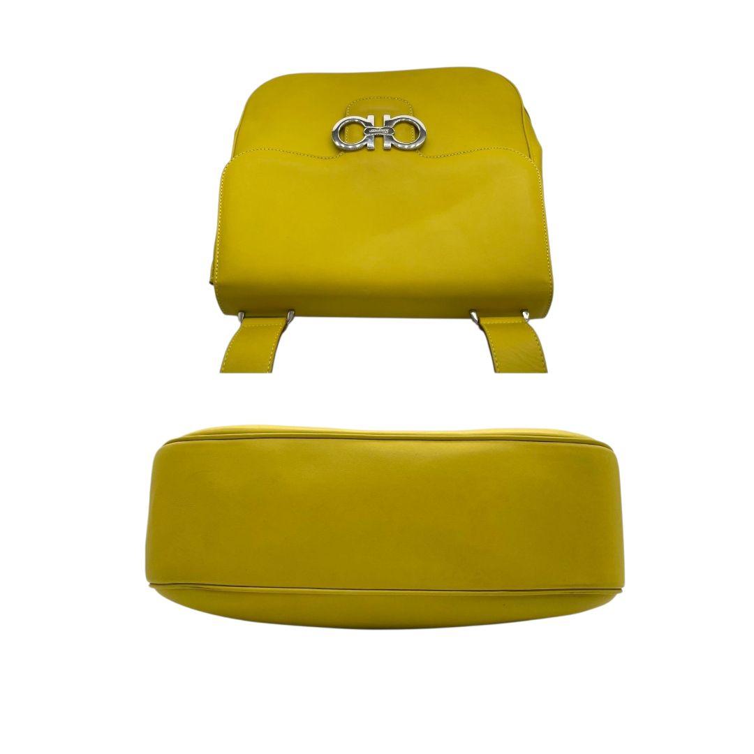 Salvatore Ferragamo フェラガモ ハンドバッグ イエロー 黄 ガンチーニ フラップ ワンショルダー トートバッグ レザー 本革 肩掛け可 シルバー金具 BL-217155 M 上品 高級感