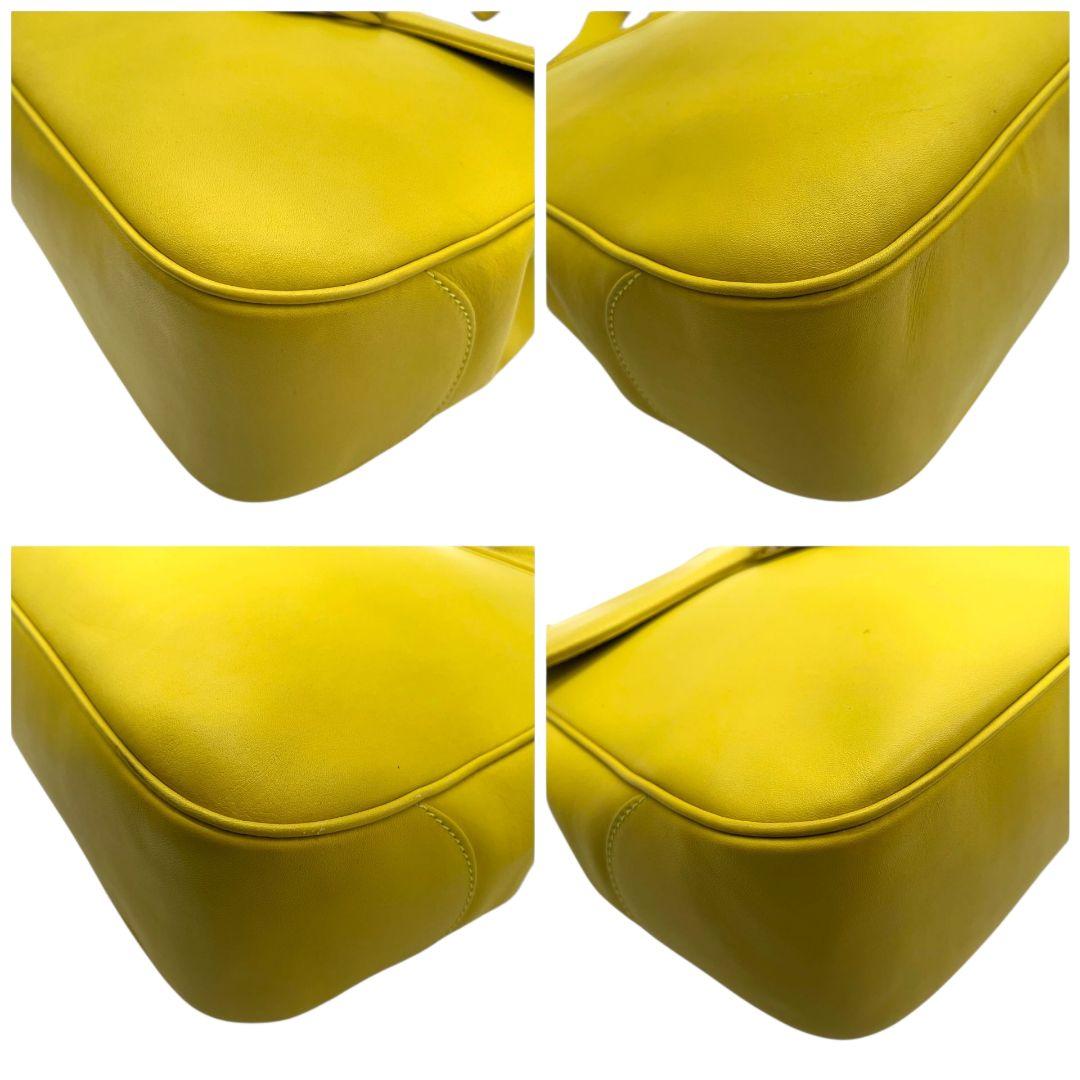 Salvatore Ferragamo フェラガモ ハンドバッグ イエロー 黄 ガンチーニ フラップ ワンショルダー トートバッグ レザー 本革 肩掛け可 シルバー金具 BL-217155 M 上品 高級感