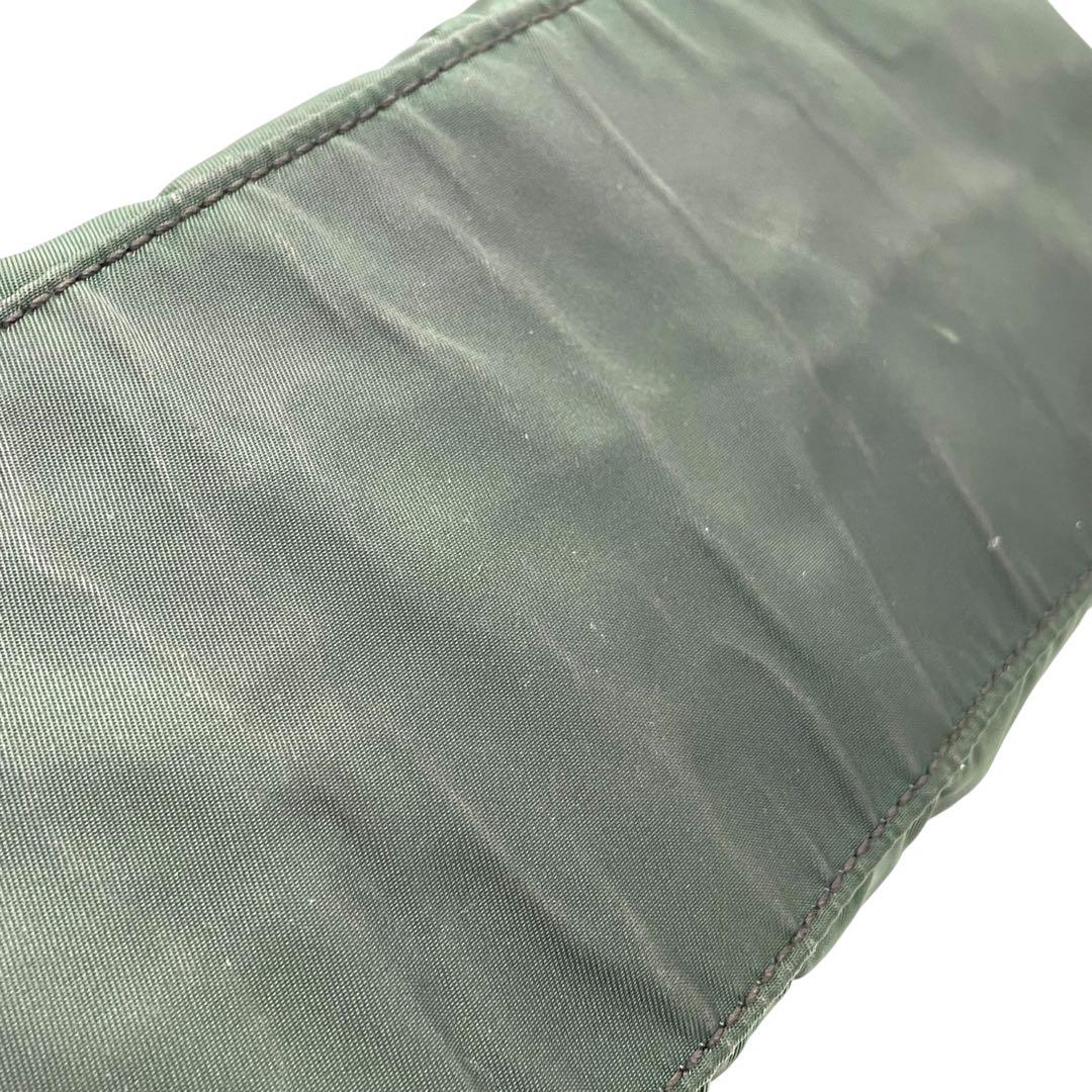 プラダ テスートナイロン ハンドバッグ 三角ロゴ カーキ グリーン トライアングル トートバッグ コンパクト ナイロン シルバー金具 PRADA レディース