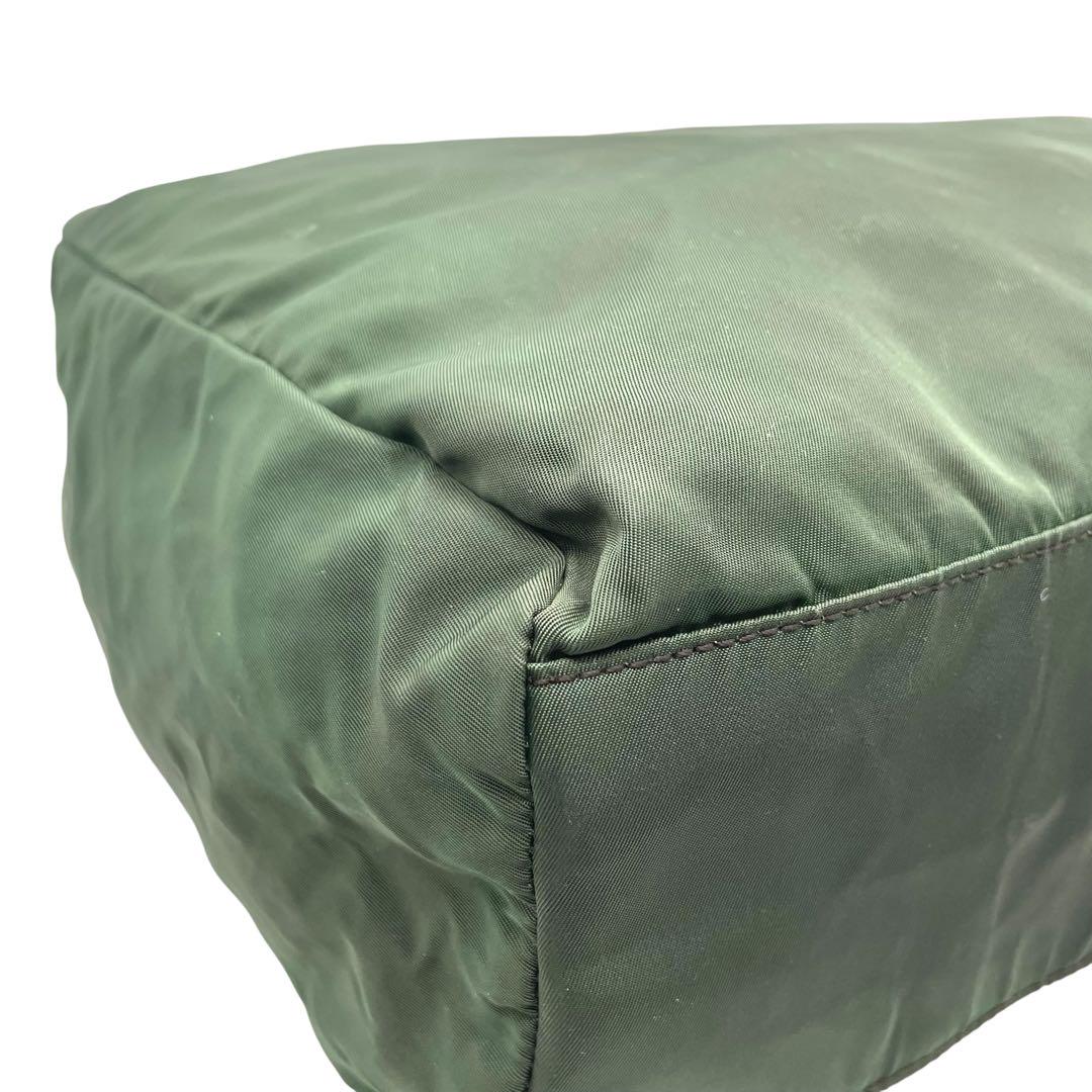 プラダ テスートナイロン ハンドバッグ 三角ロゴ カーキ グリーン トライアングル トートバッグ コンパクト ナイロン シルバー金具 PRADA レディース