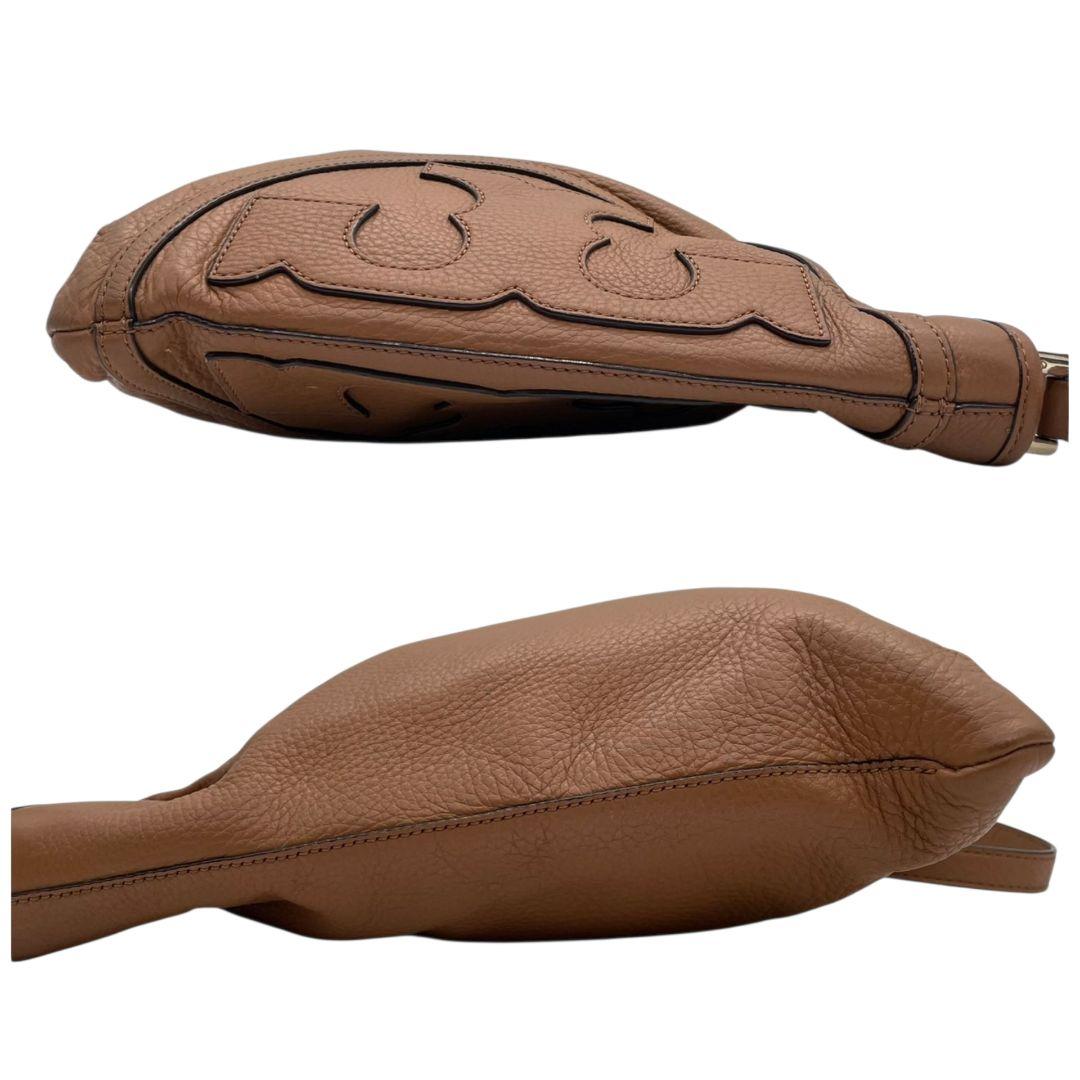 トリーバーチ ショルダーバッグ 茶 マックグロー デカロゴ レザー ロゴ u10 斜め掛け可 トートバッグ ハンドバッグ ブラウン ゴールド金具 本革 TORY BURCH