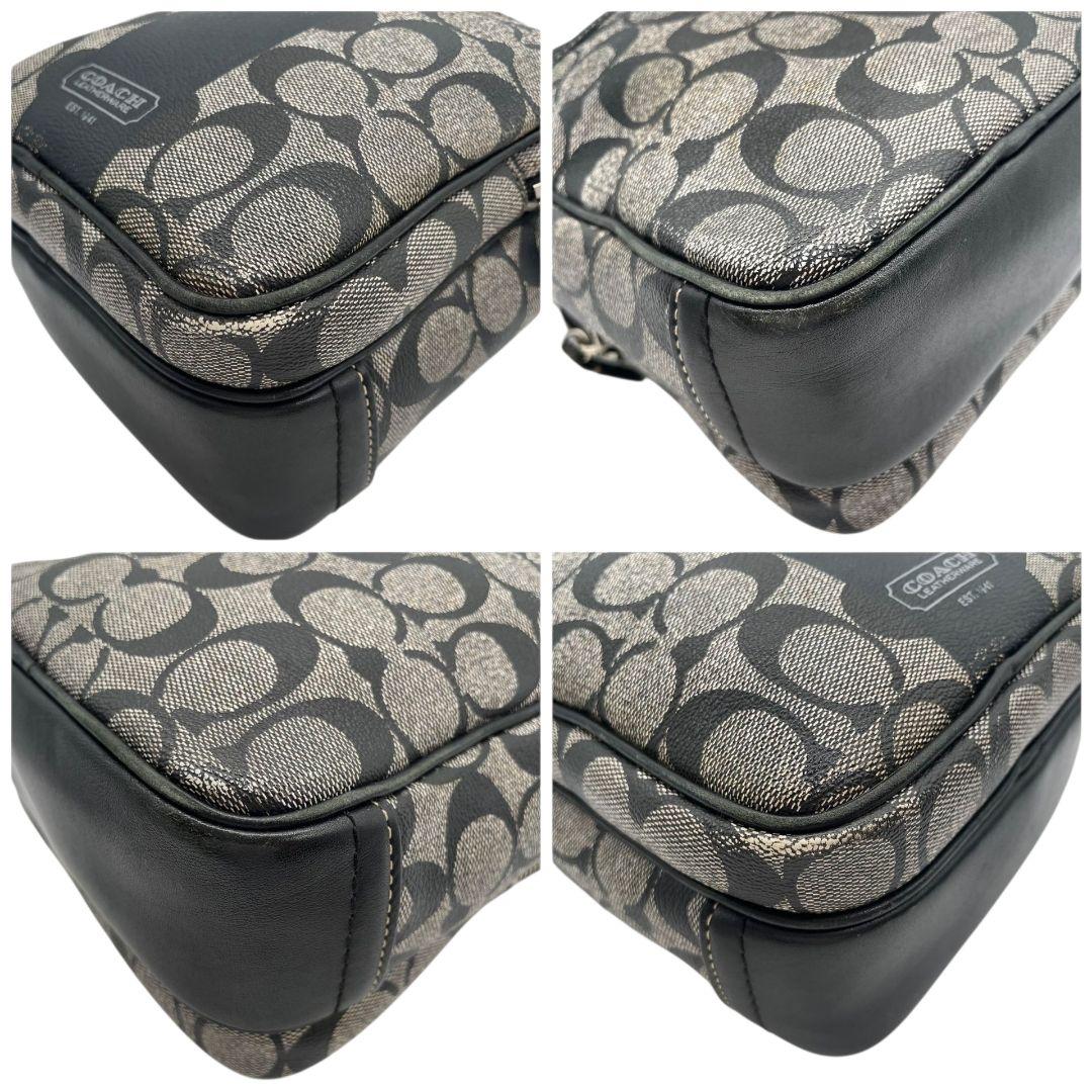 コーチ　ショルダーバッグ　グレー　シグネチャー　ストライプ　斜め掛け可　s14　PVC　レザー　本革　ブラック　シルバー金具　ロゴプレート　COACH　F70078