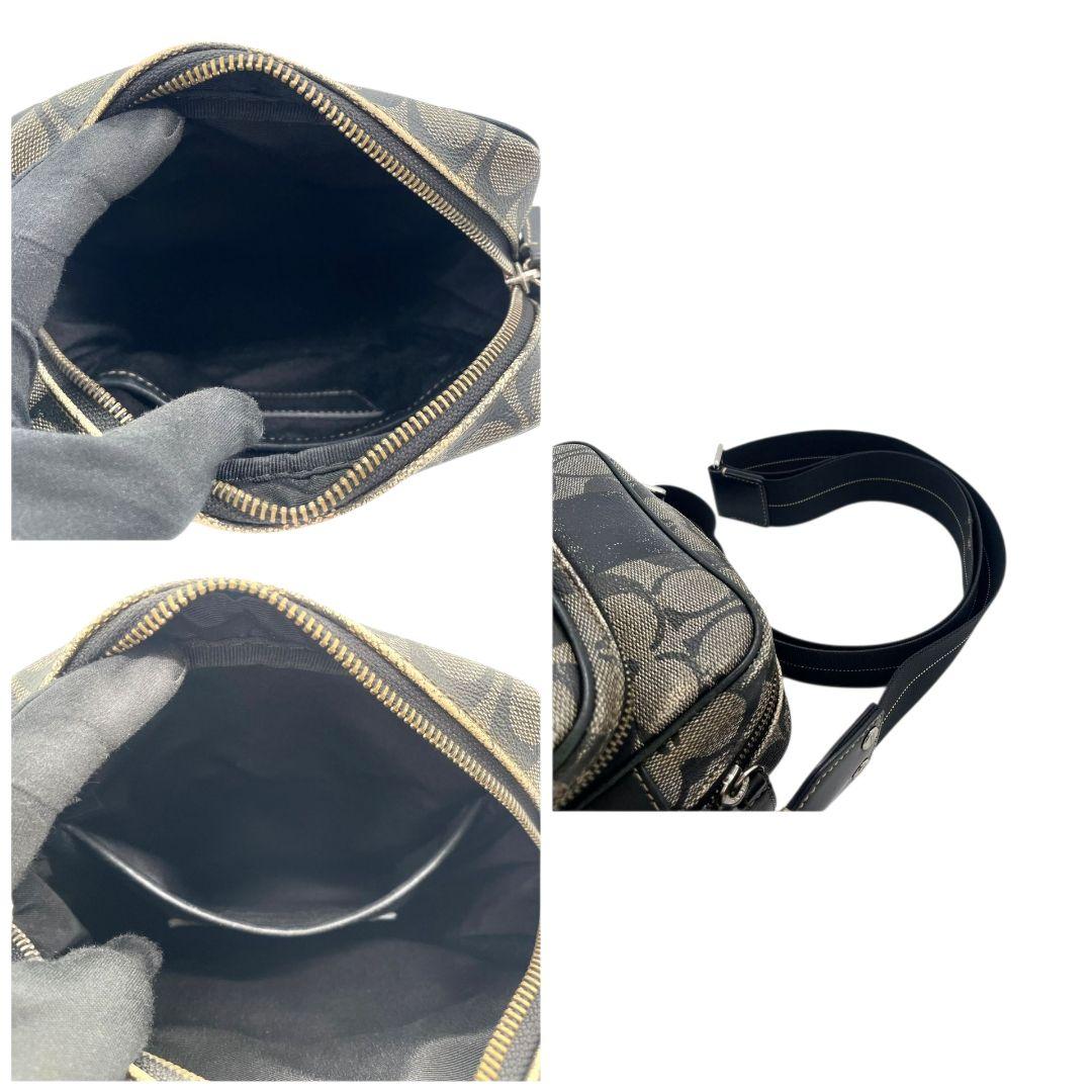 コーチ　ショルダーバッグ　グレー　シグネチャー　ストライプ　斜め掛け可　s14　PVC　レザー　本革　ブラック　シルバー金具　ロゴプレート　COACH　F70078